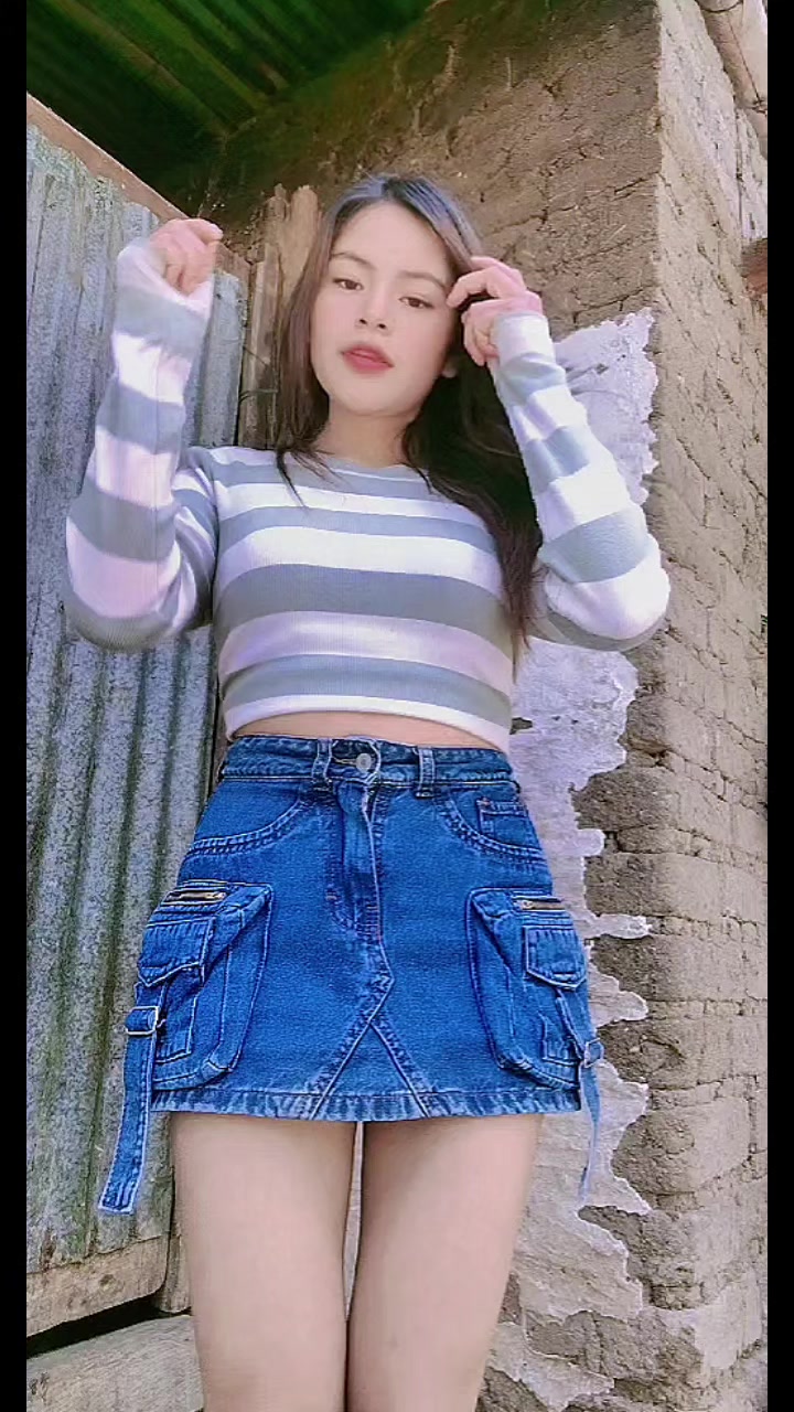 @Luna.