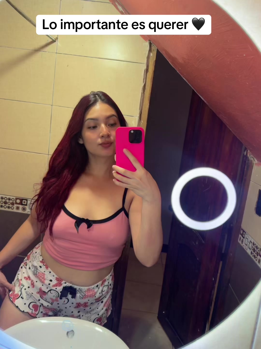@𝓝𝒾𝓚𝒾 ❥&rarr;🍒