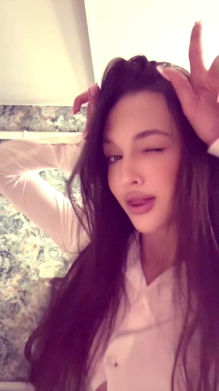 @_brunette_7777