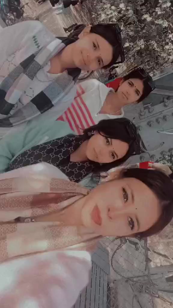 @SAñtóßhí 🎀