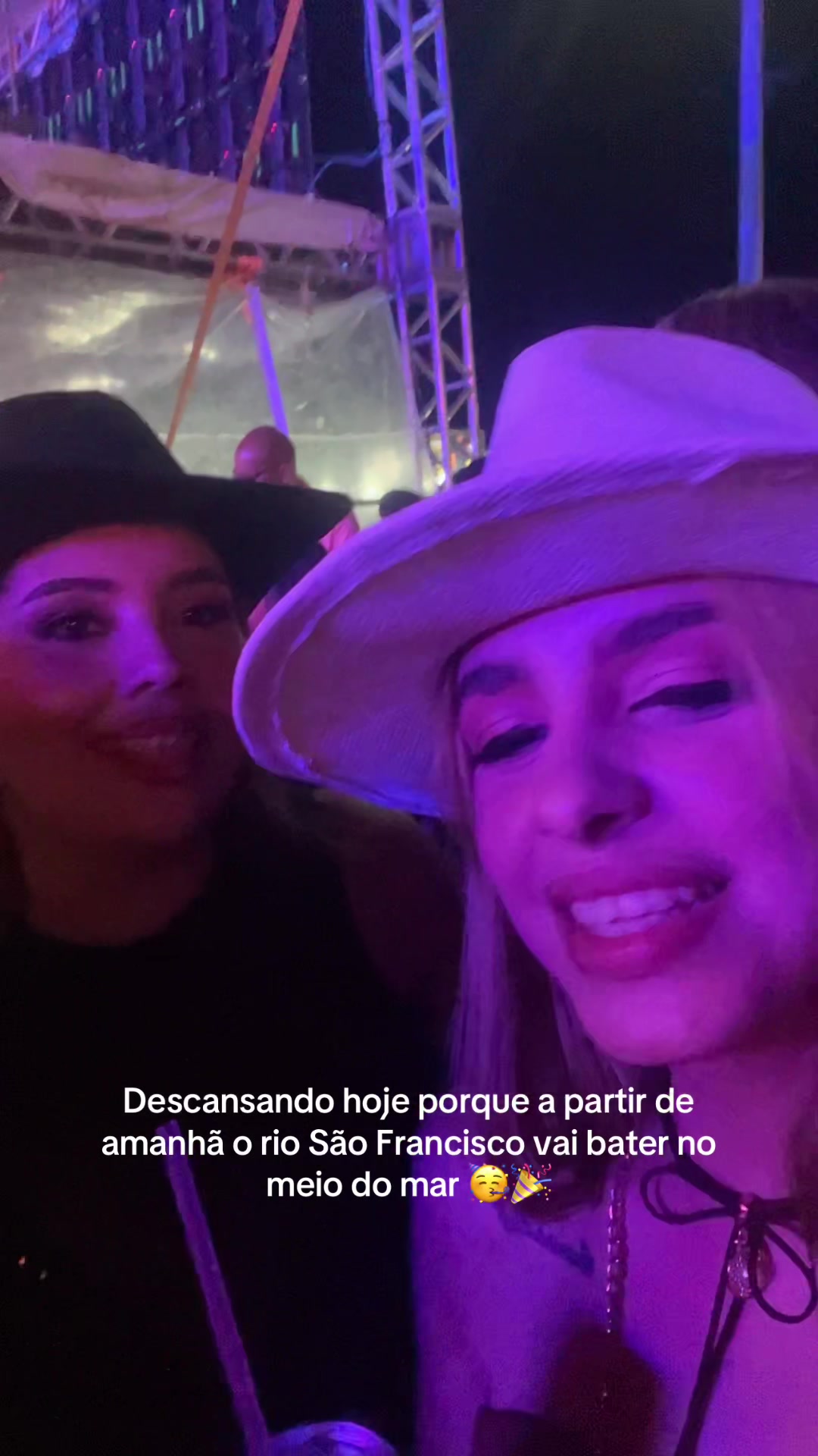 @Gabi Ferreira        @use.lyde