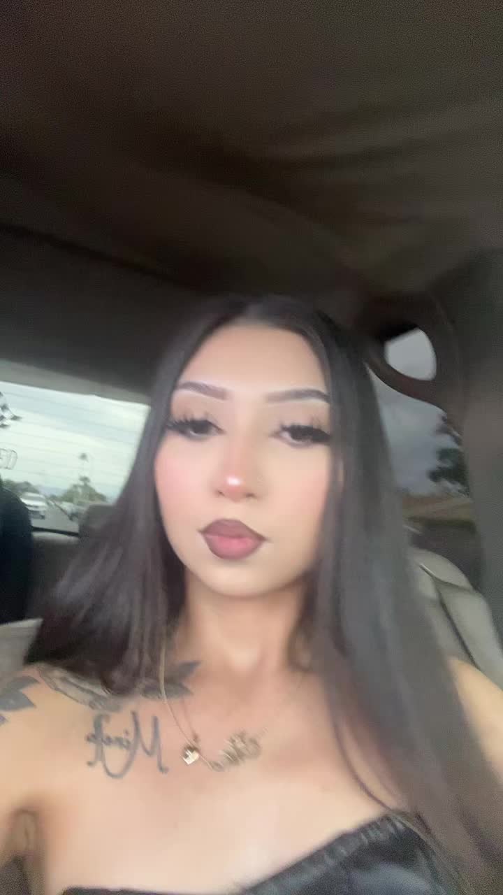 @𝑀𝒾𝒶 𝒷𝑒𝓁𝓁𝒶 𝓇𝑜𝓈𝑒