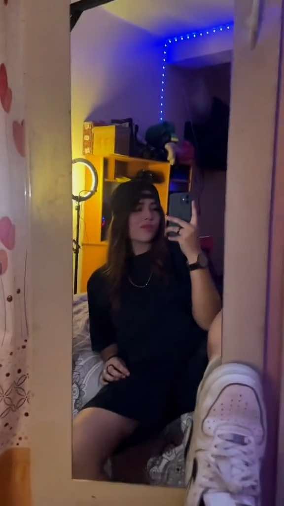 @⿆𝐒𝓪𝓃𝓭𝔂🥷🏻