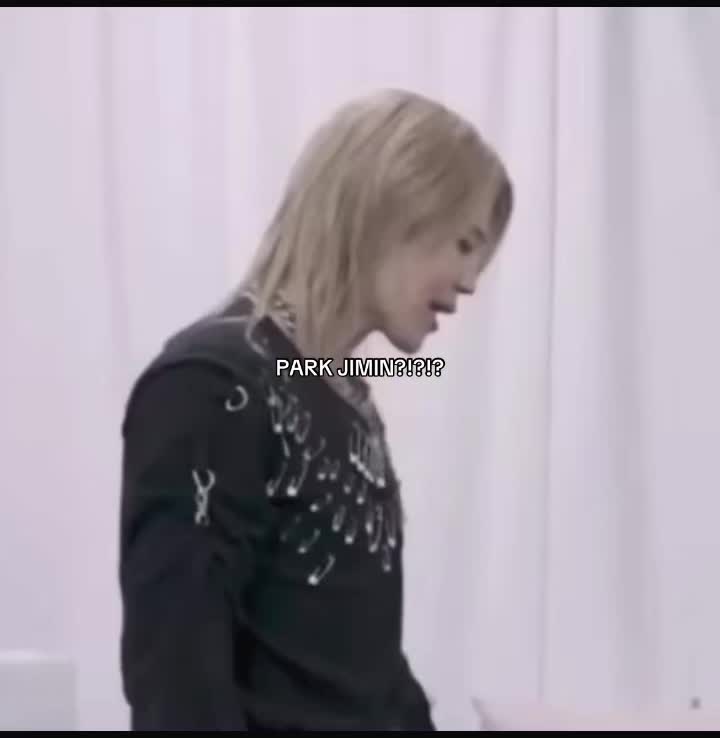 @⁷