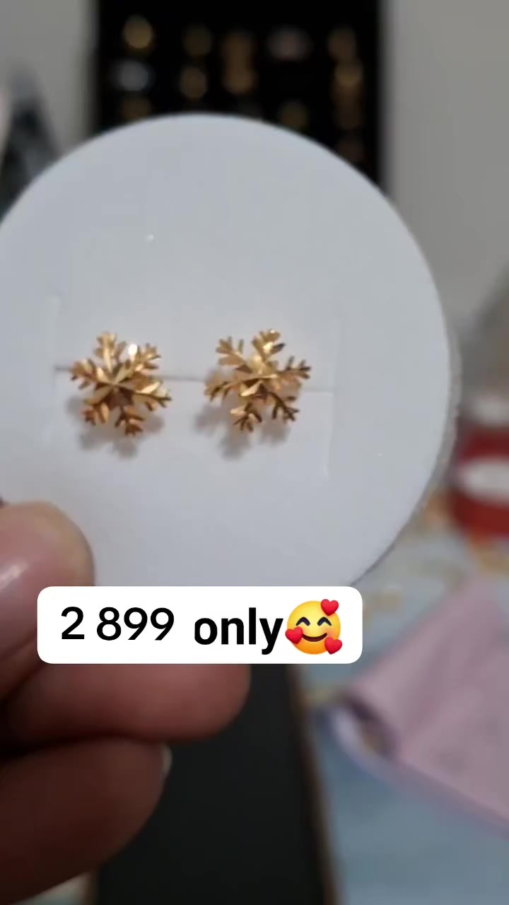 @D Maddox Jewelry Gold