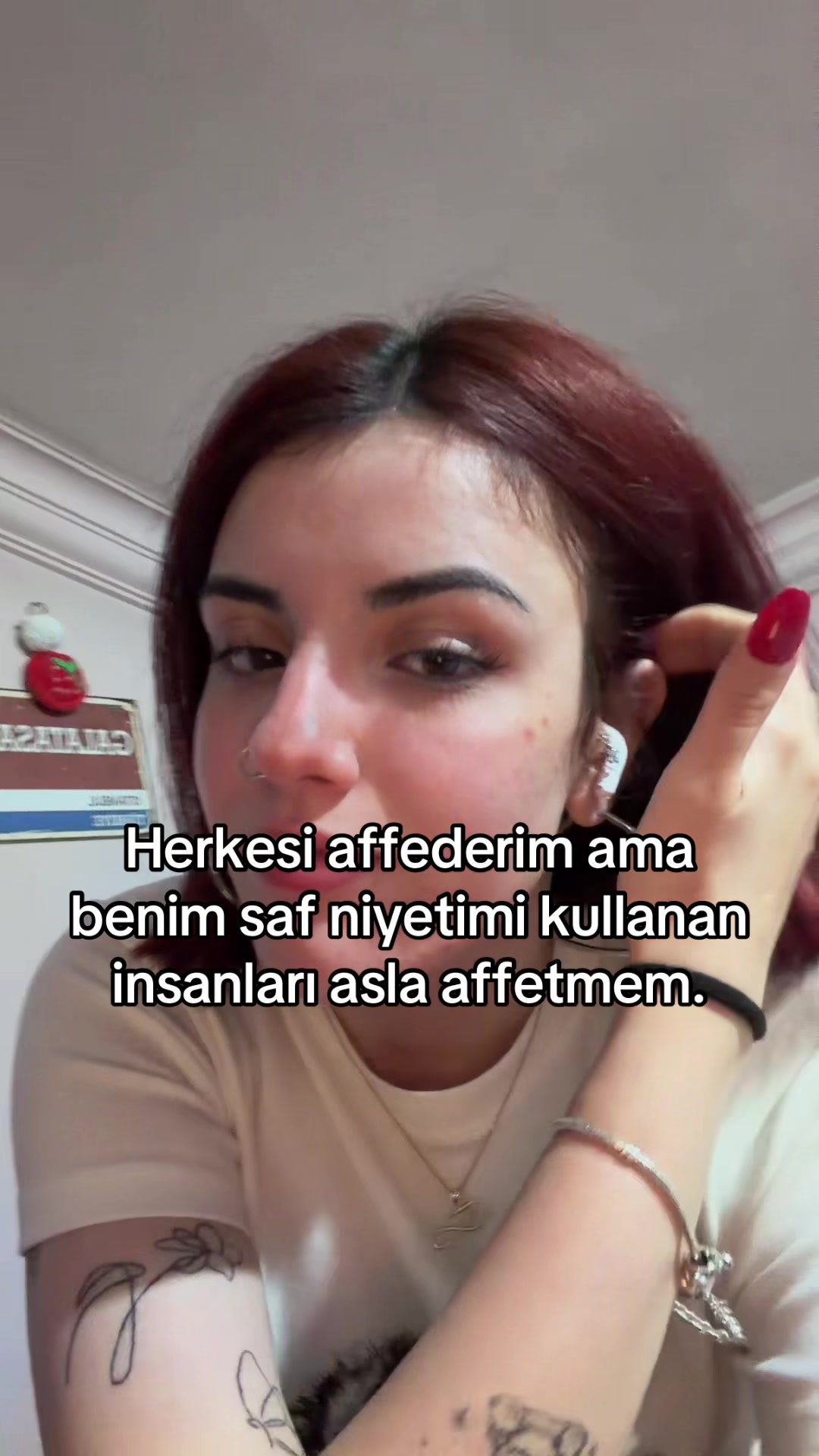@larasugenis