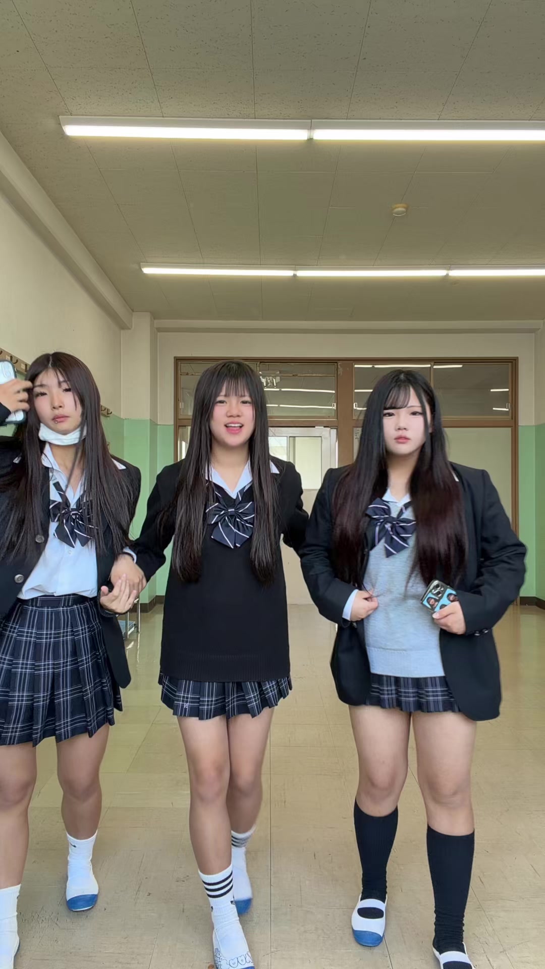 @アヤ