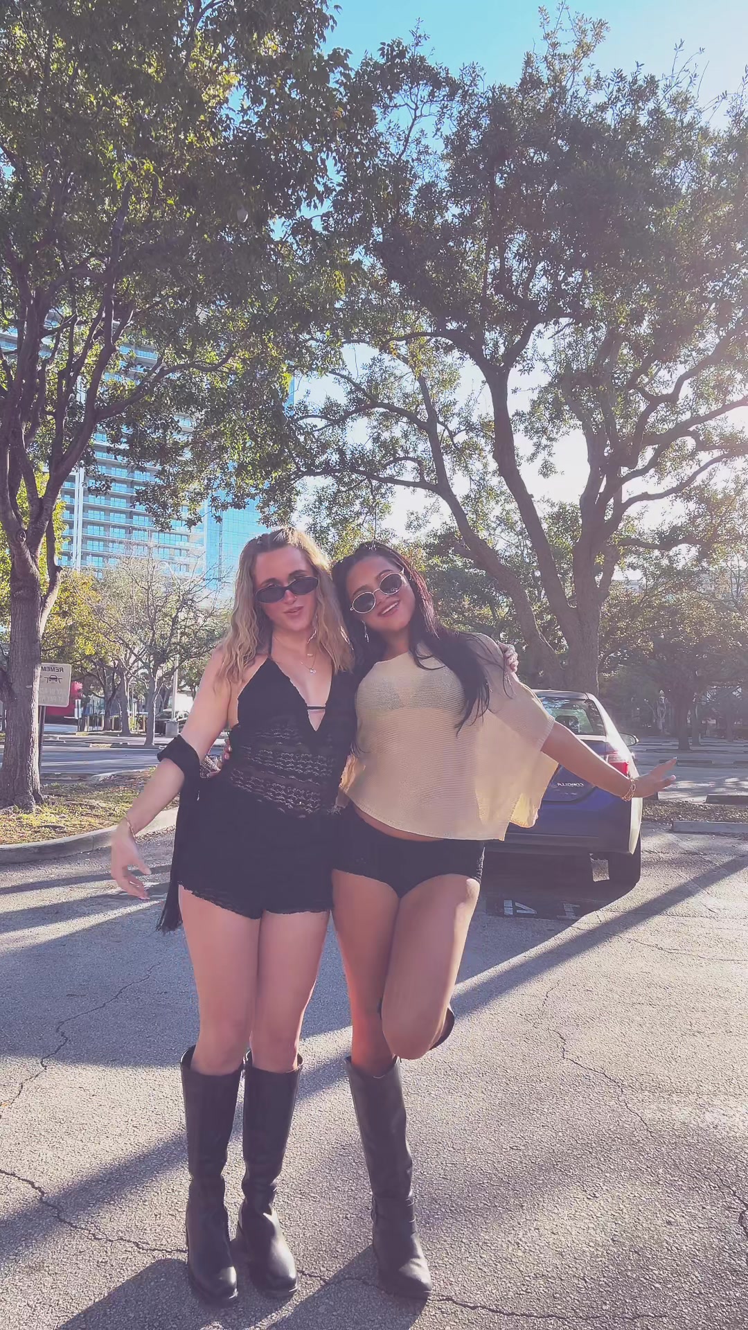 @arianaabondo