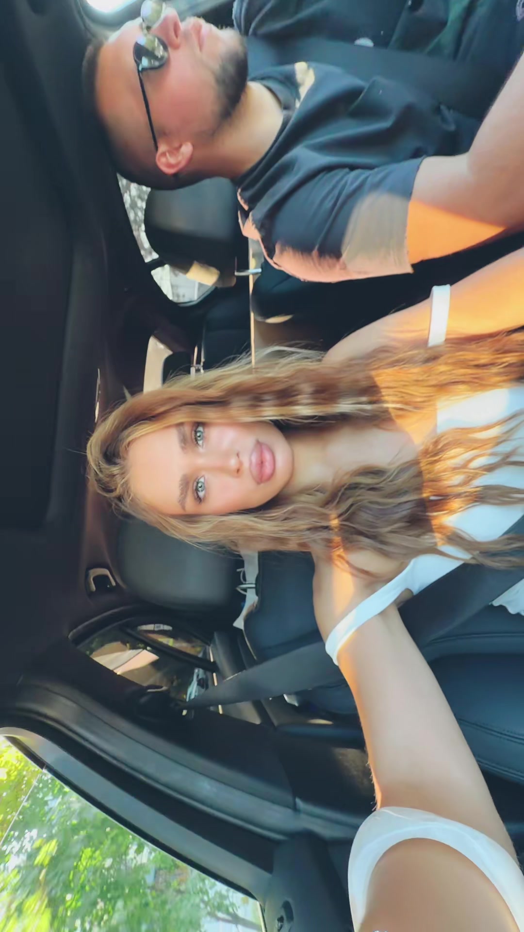 @KARISHAS