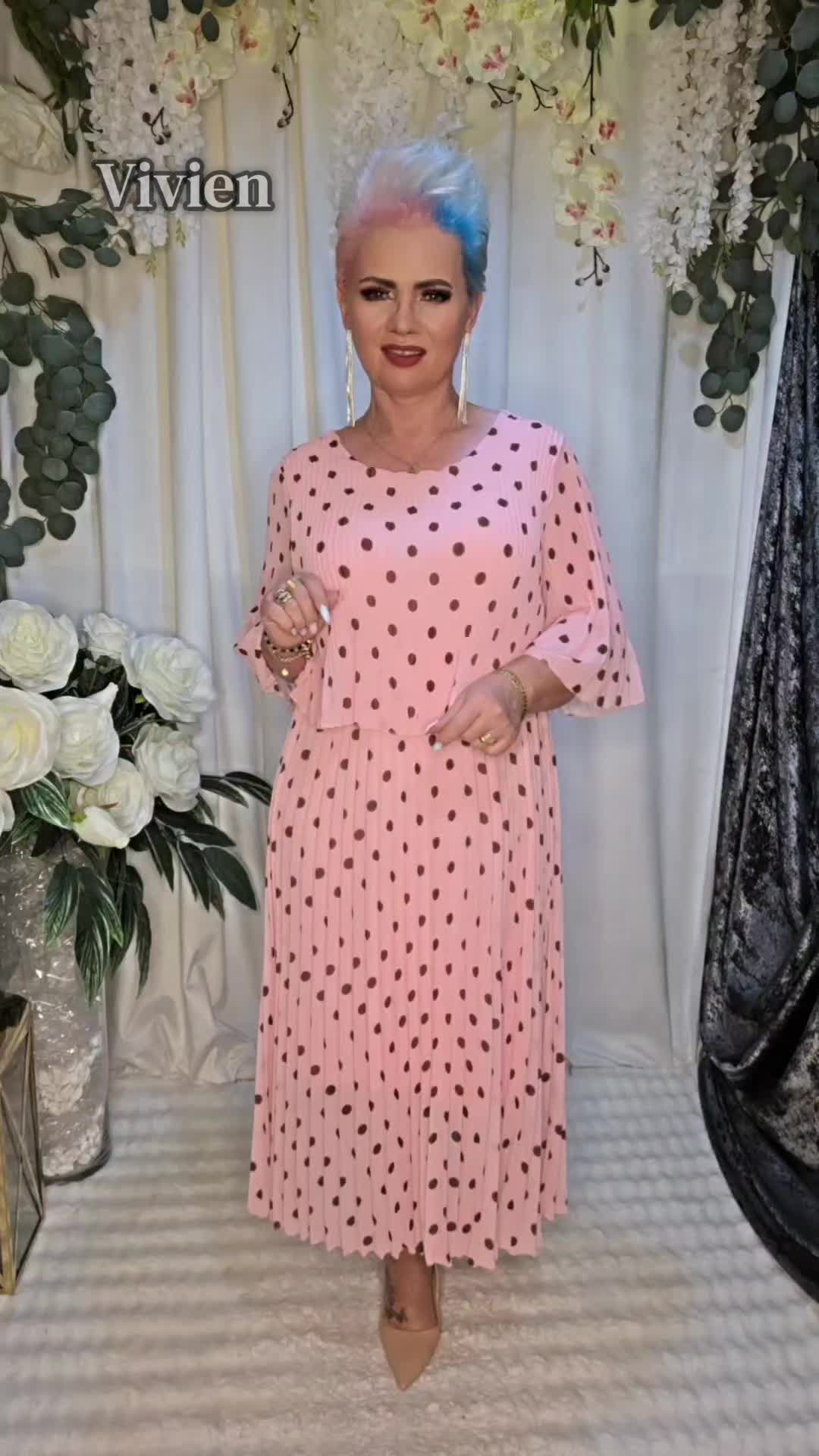 @vivien_salonsukienślubnych