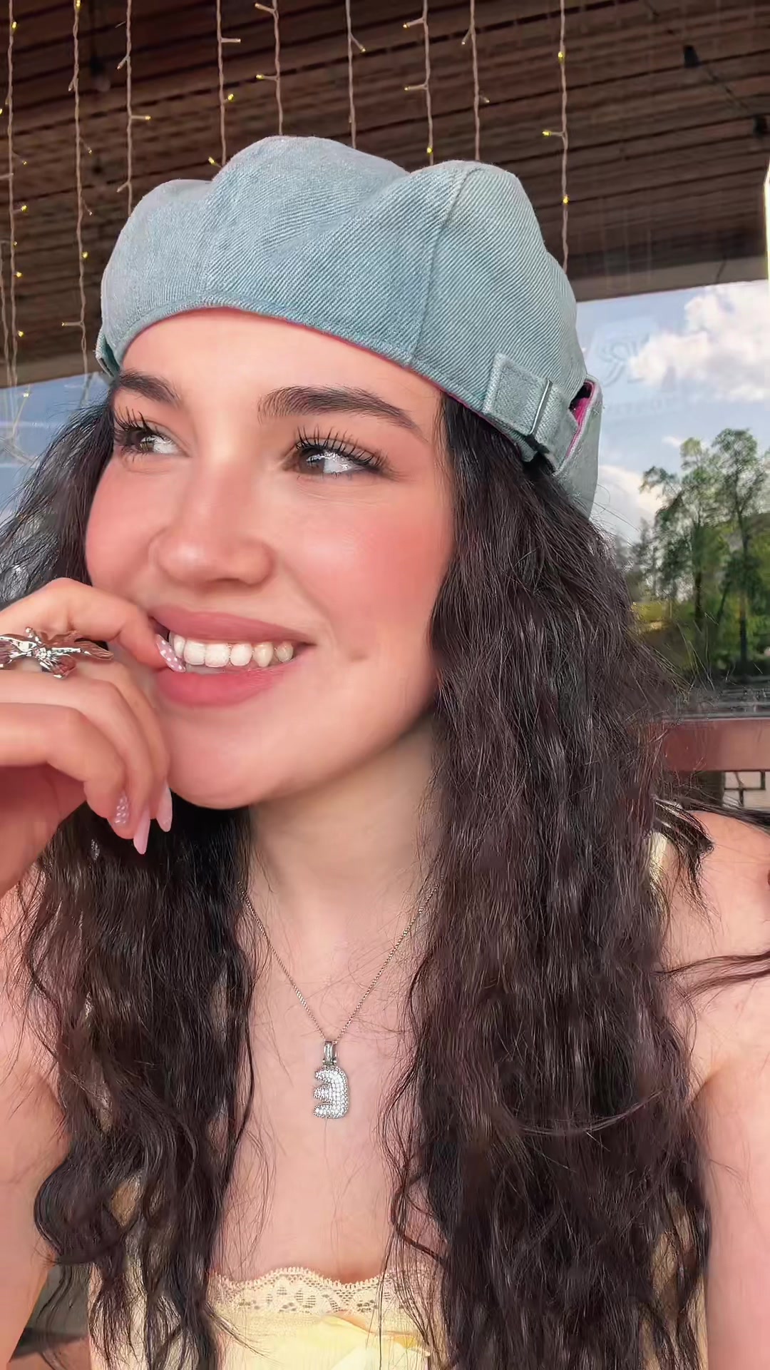 @ellamag