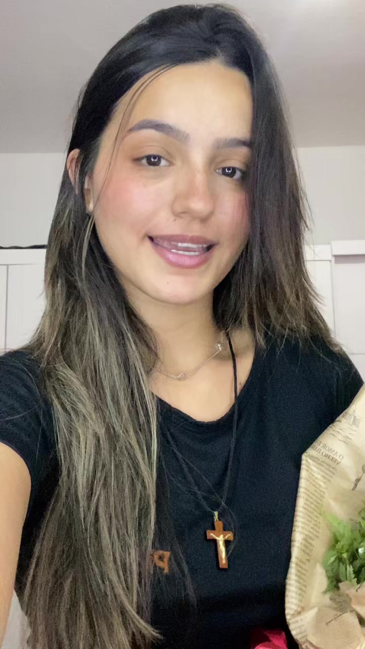 @Aninhacastr