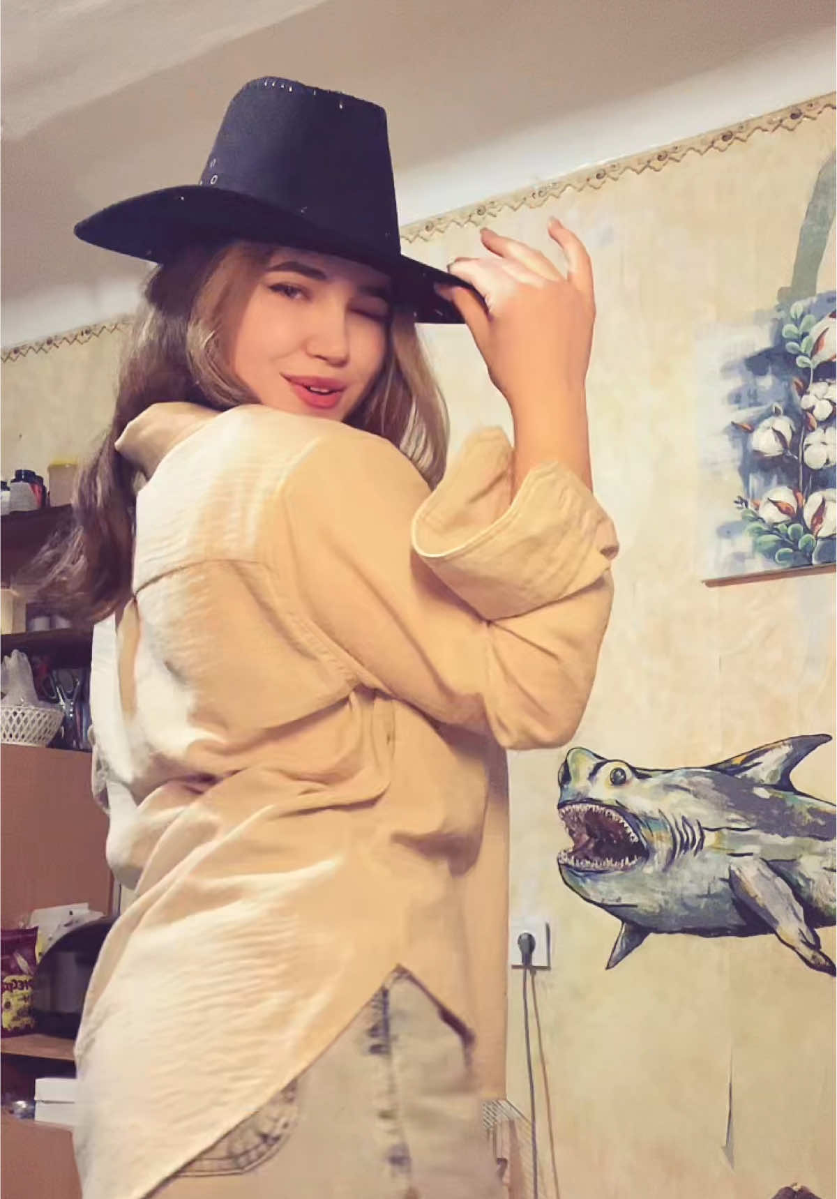 @Ќ
