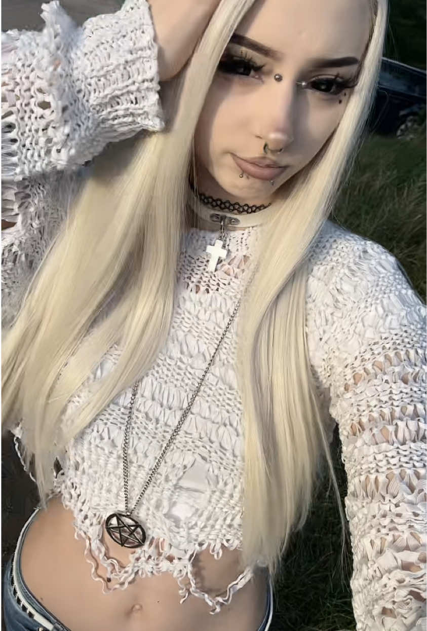 @𝐰𝐨𝐬𝐢𝐤𝐨𝐰𝐚🪽