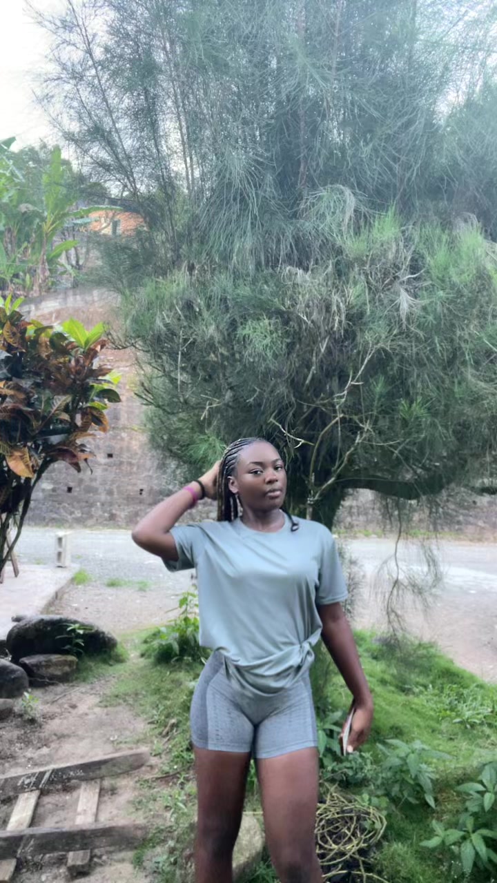 @1curvydeva🫶❤️🔥👣