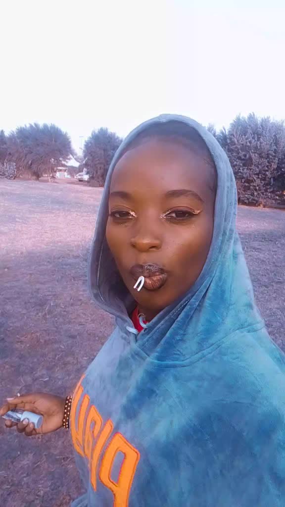 @It's Tina🇰🇪