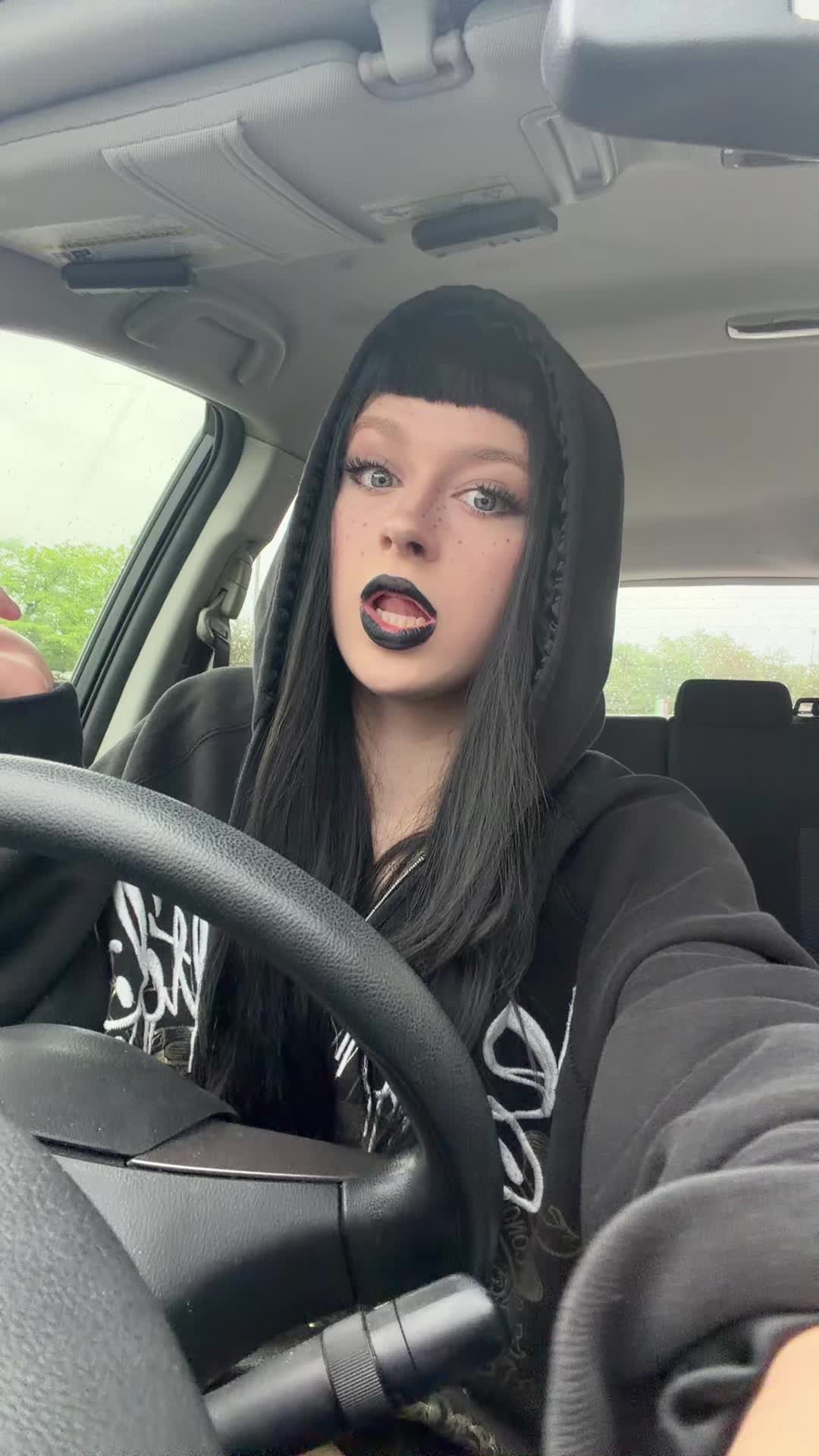 @kaitlyn