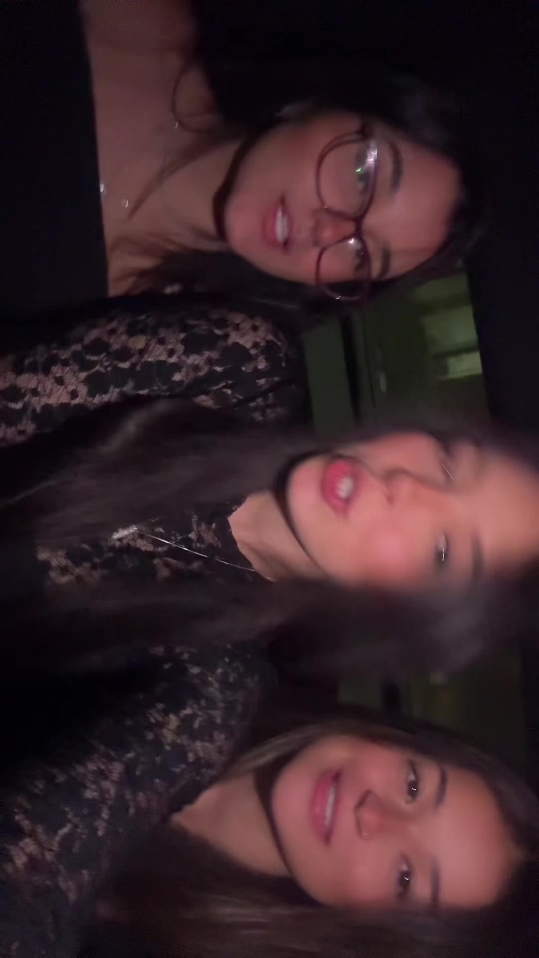 @Ana Laura