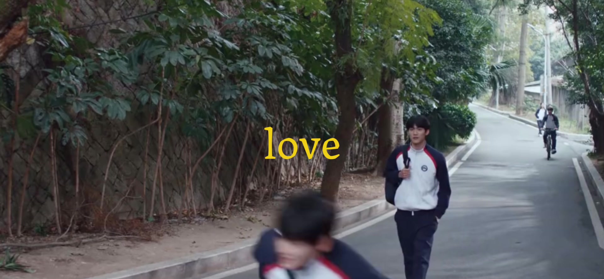 @zhi