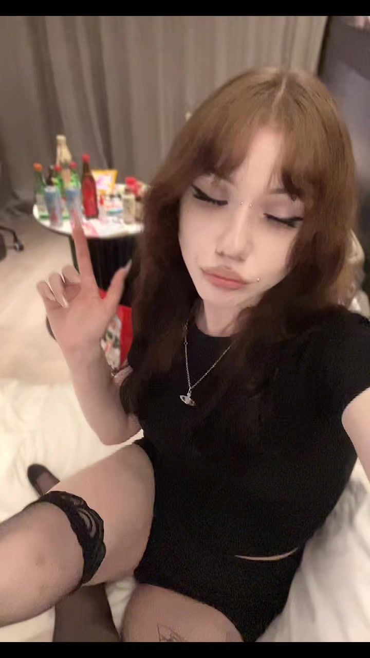 @fuckparad1s3
