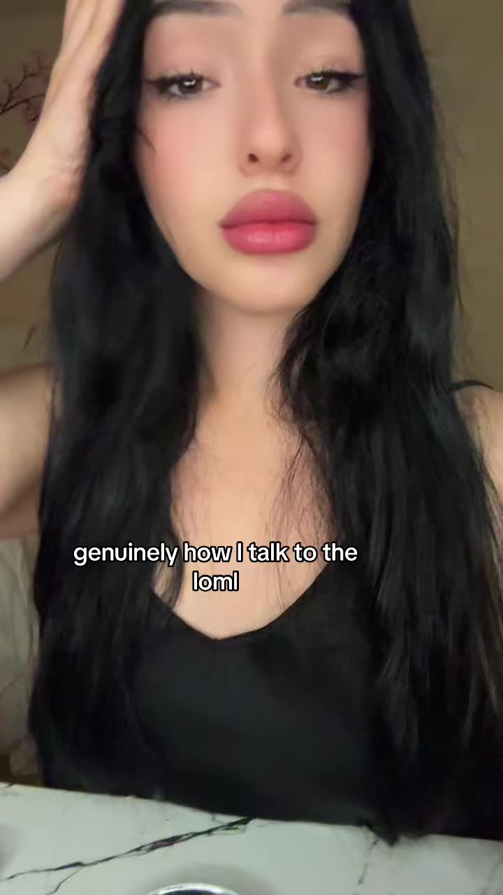 @🫦