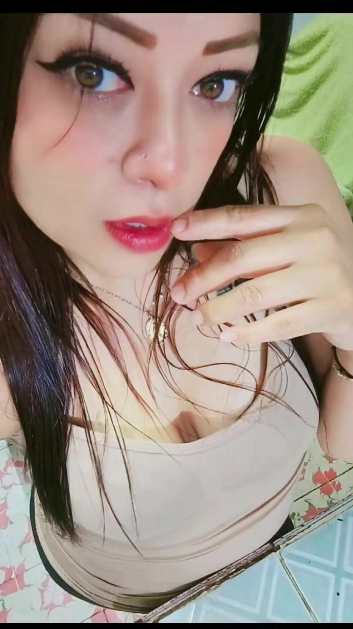 @ojitos😘 &bull;Te sigue