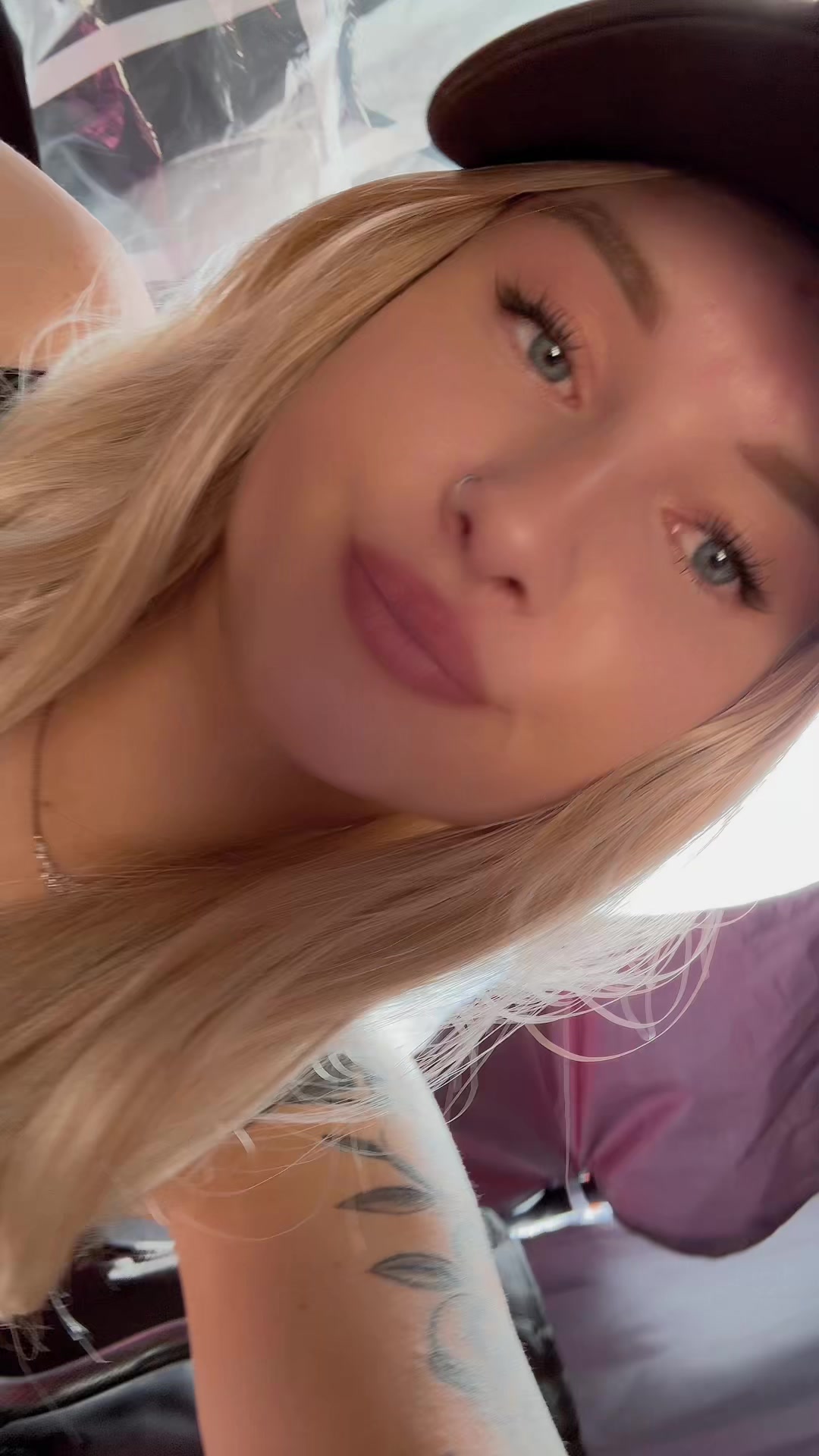 @Gabberbarbieee