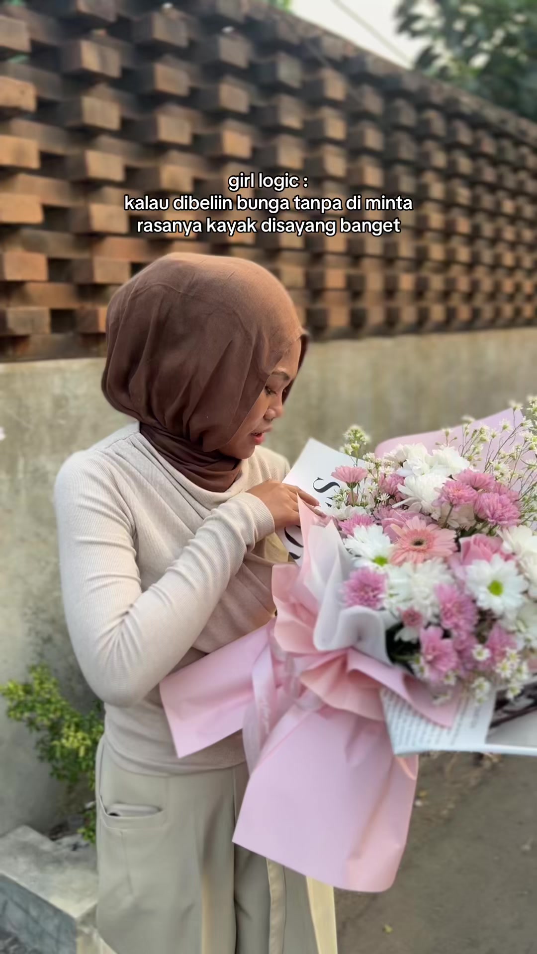 @monyflowersolo
