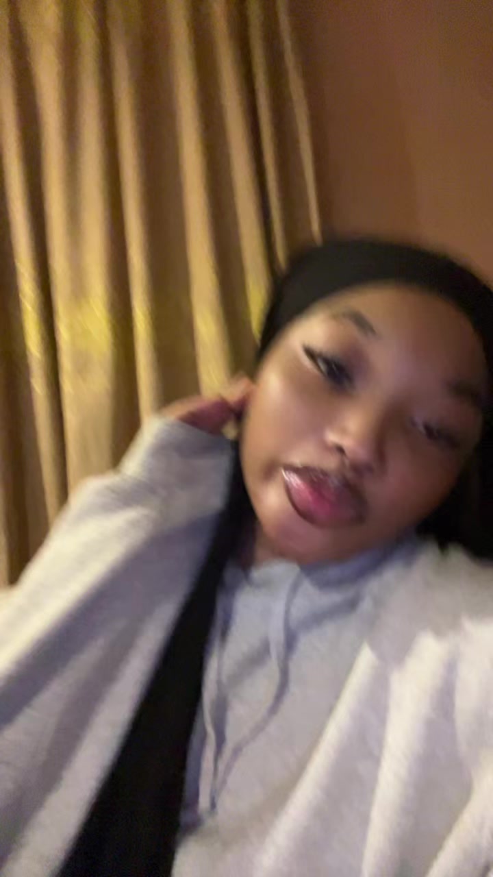 @𝑀𝑒𝑒𝓃𝒶𝒽🫧🎀