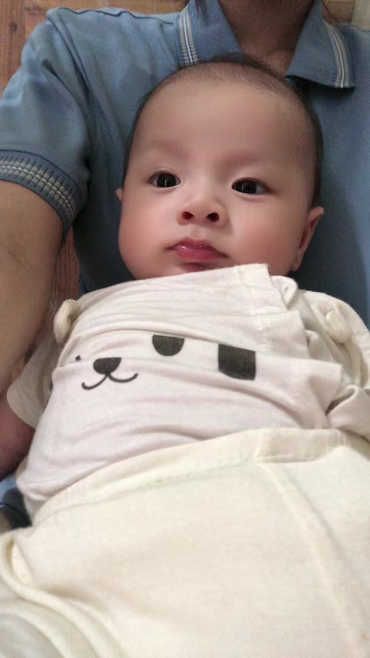 @Hồng Hoàngg