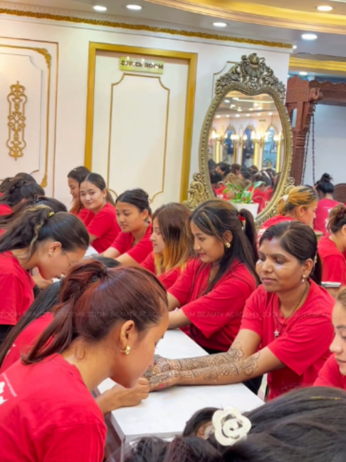 @ZOOM BEAUTY ACADEMY