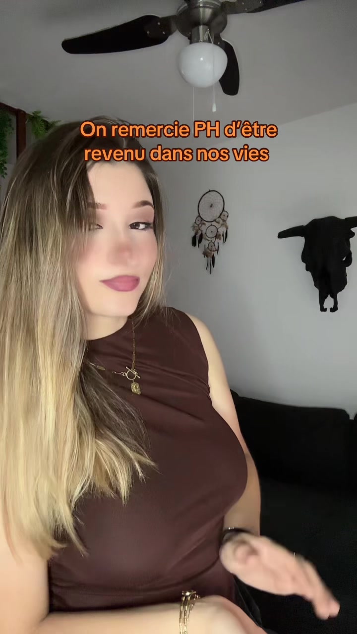 @Lolottey_