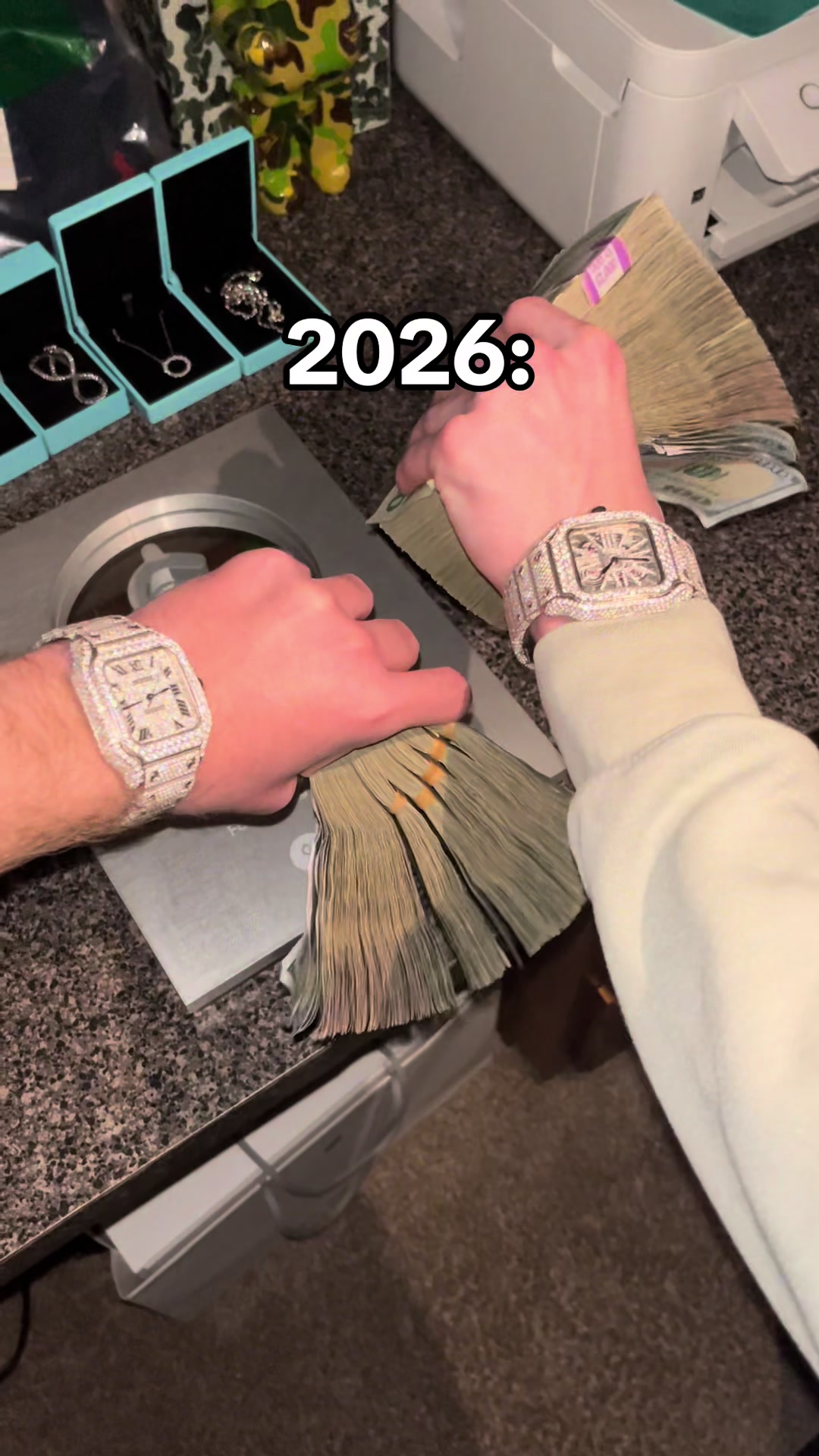 @lukeresellzz