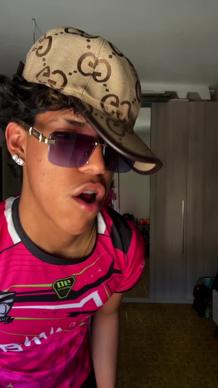 @Crh1_