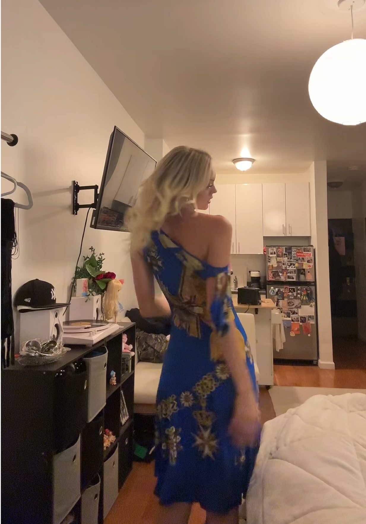 @ava🐞