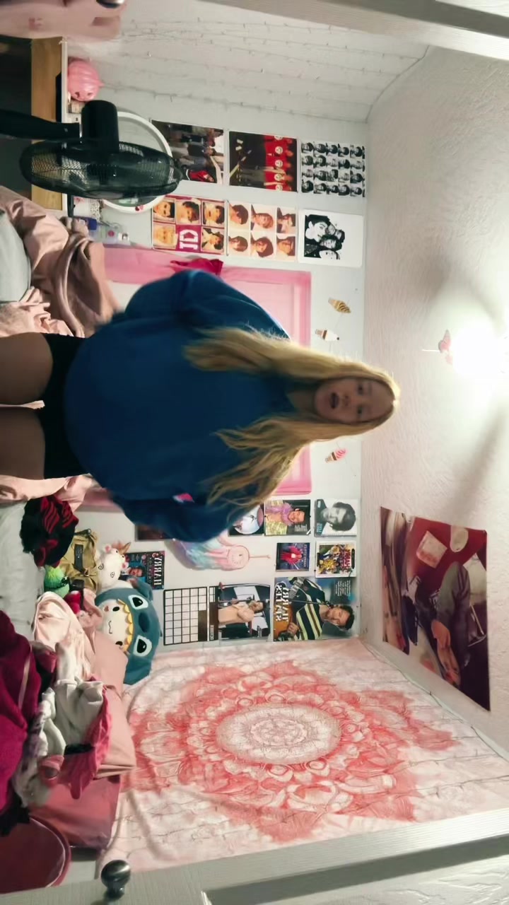 @Lyr🦄✨