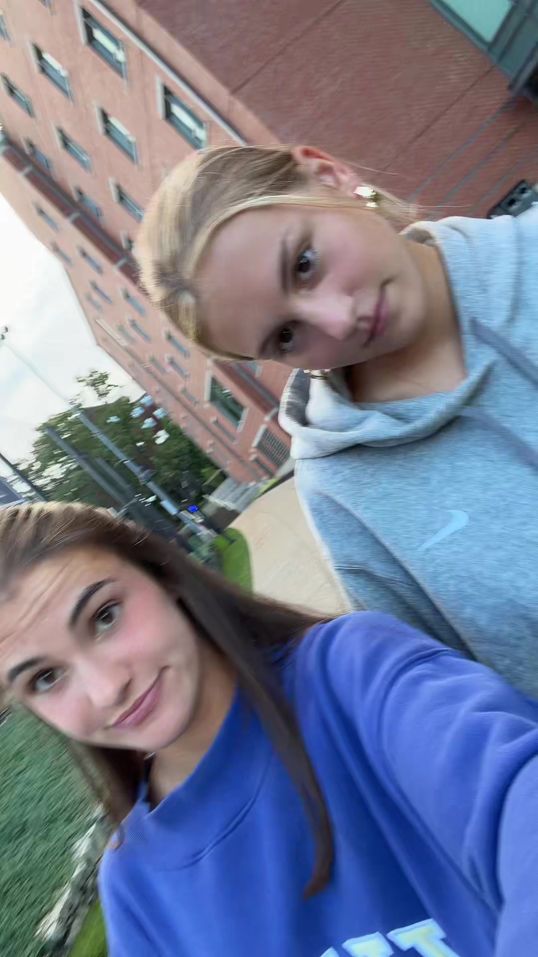 @liv