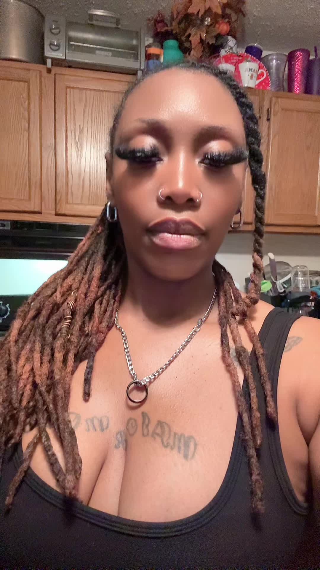 @DivinePriestess GGEnt 💜🔒🧨