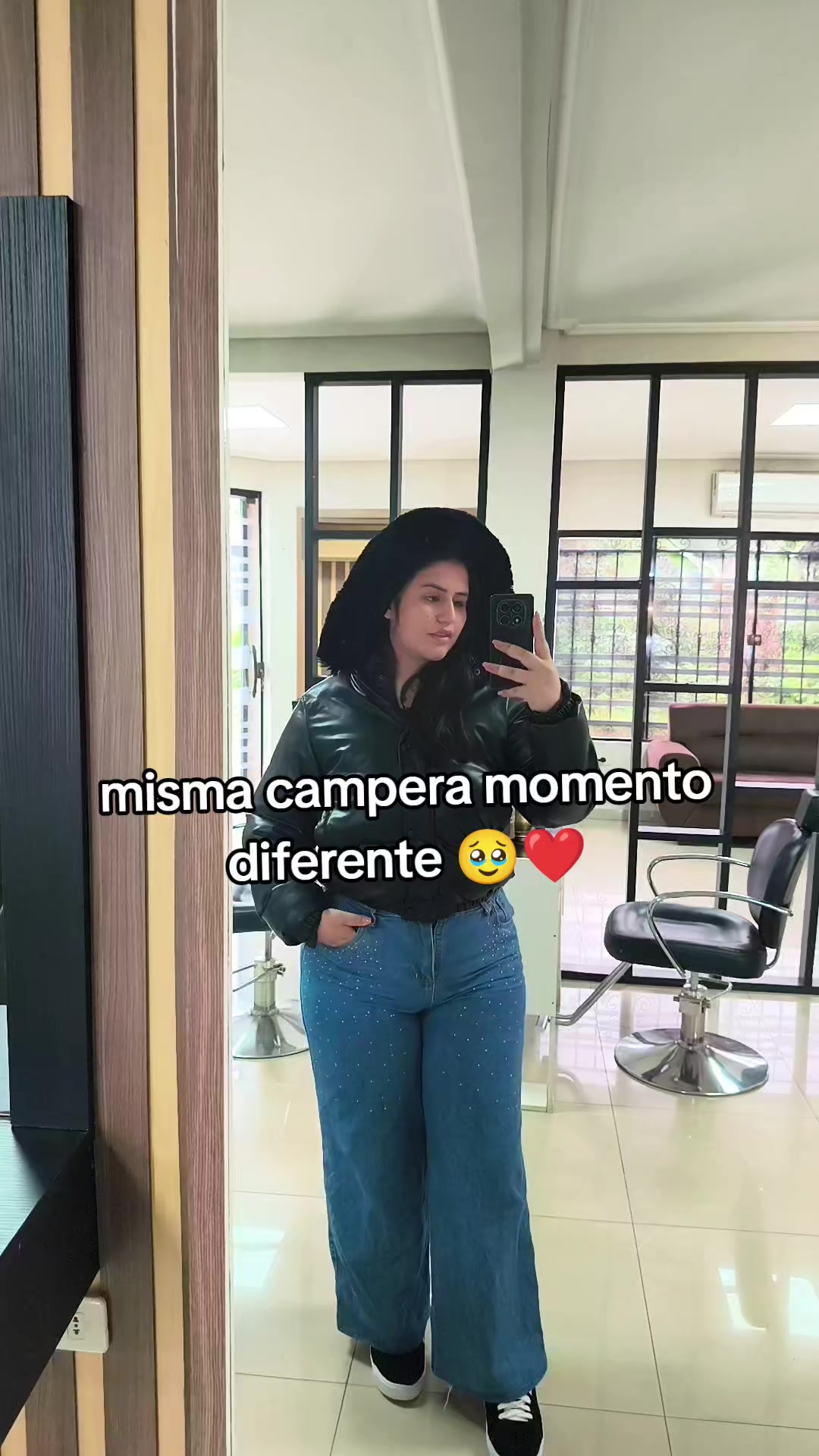 @MANUELA ESQUIVEL