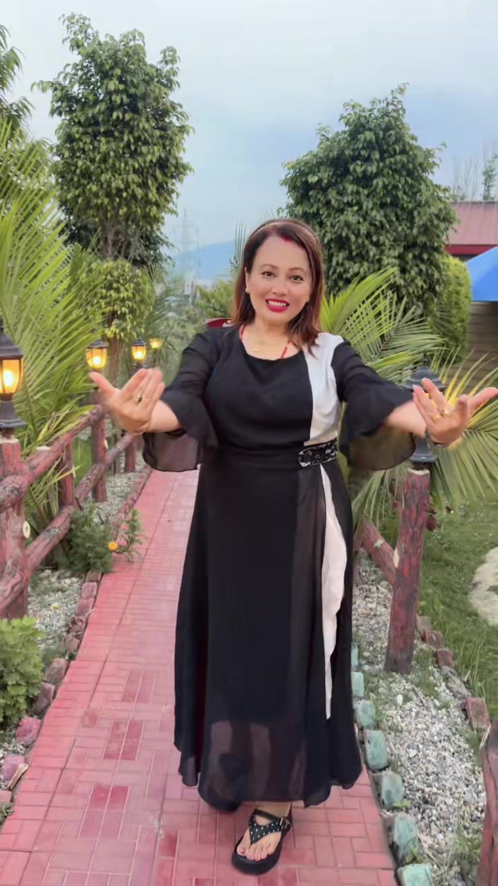 @🧿Urmila Upreti 🥰