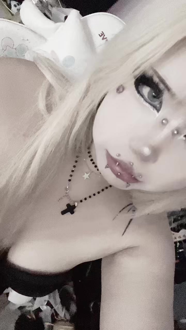 @lala:3