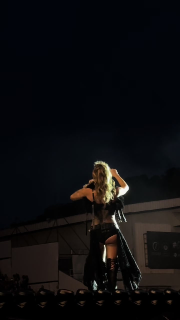 @TINI STOESSEL FANS
