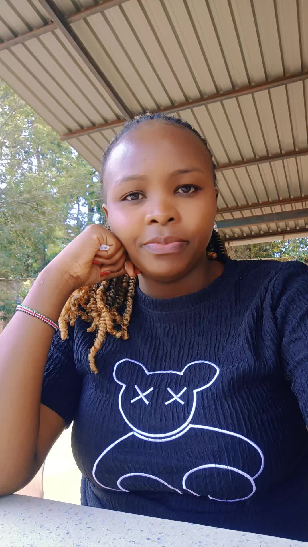 @wambui Kamande