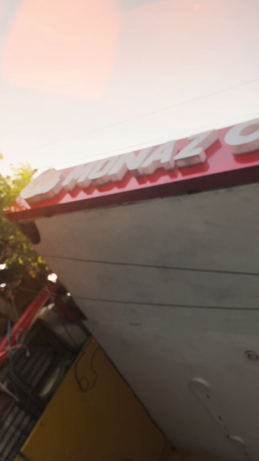 @MONAZ CHICKEN MANUKAN