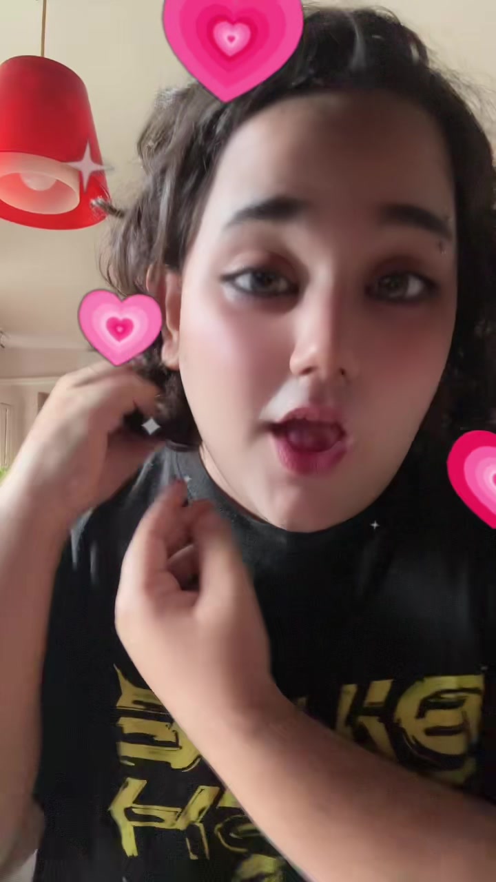 @💗