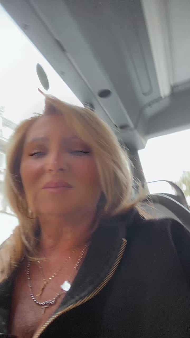 @Tina