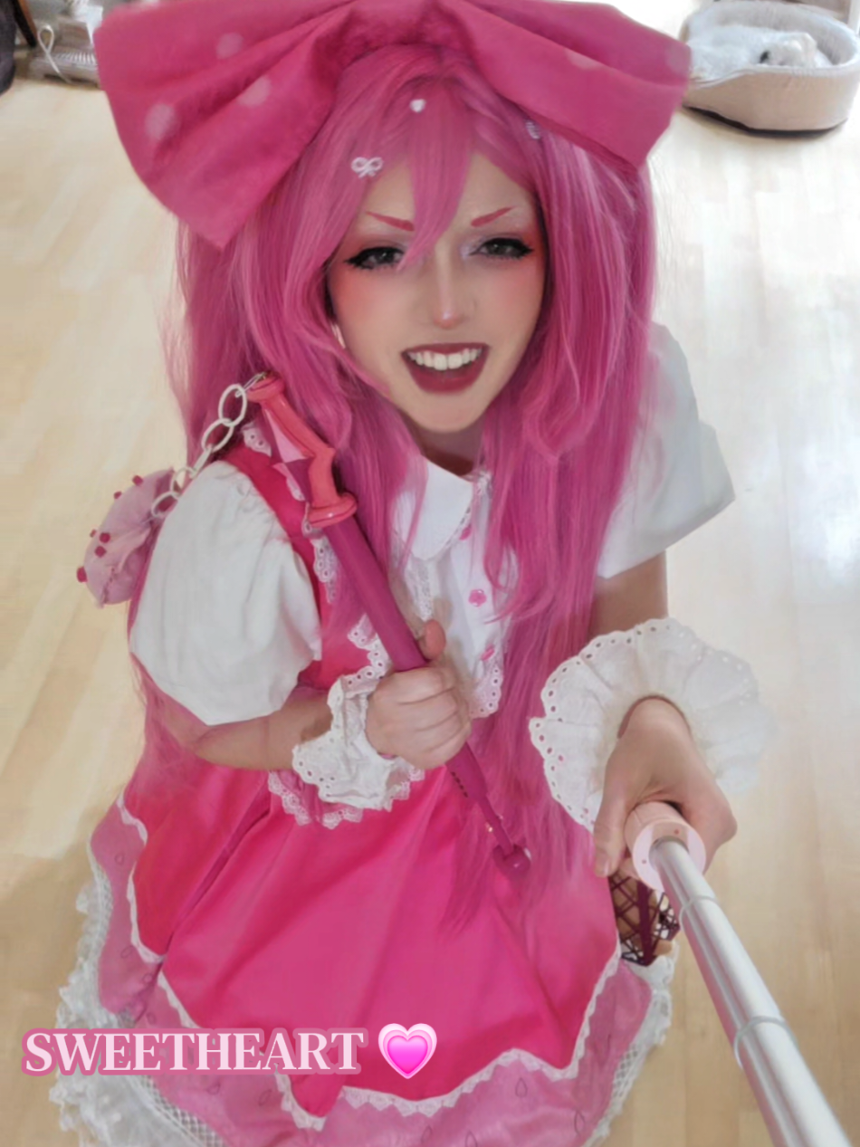 @ʙᴜɴɴɪ 🐇 🔜 Momocon