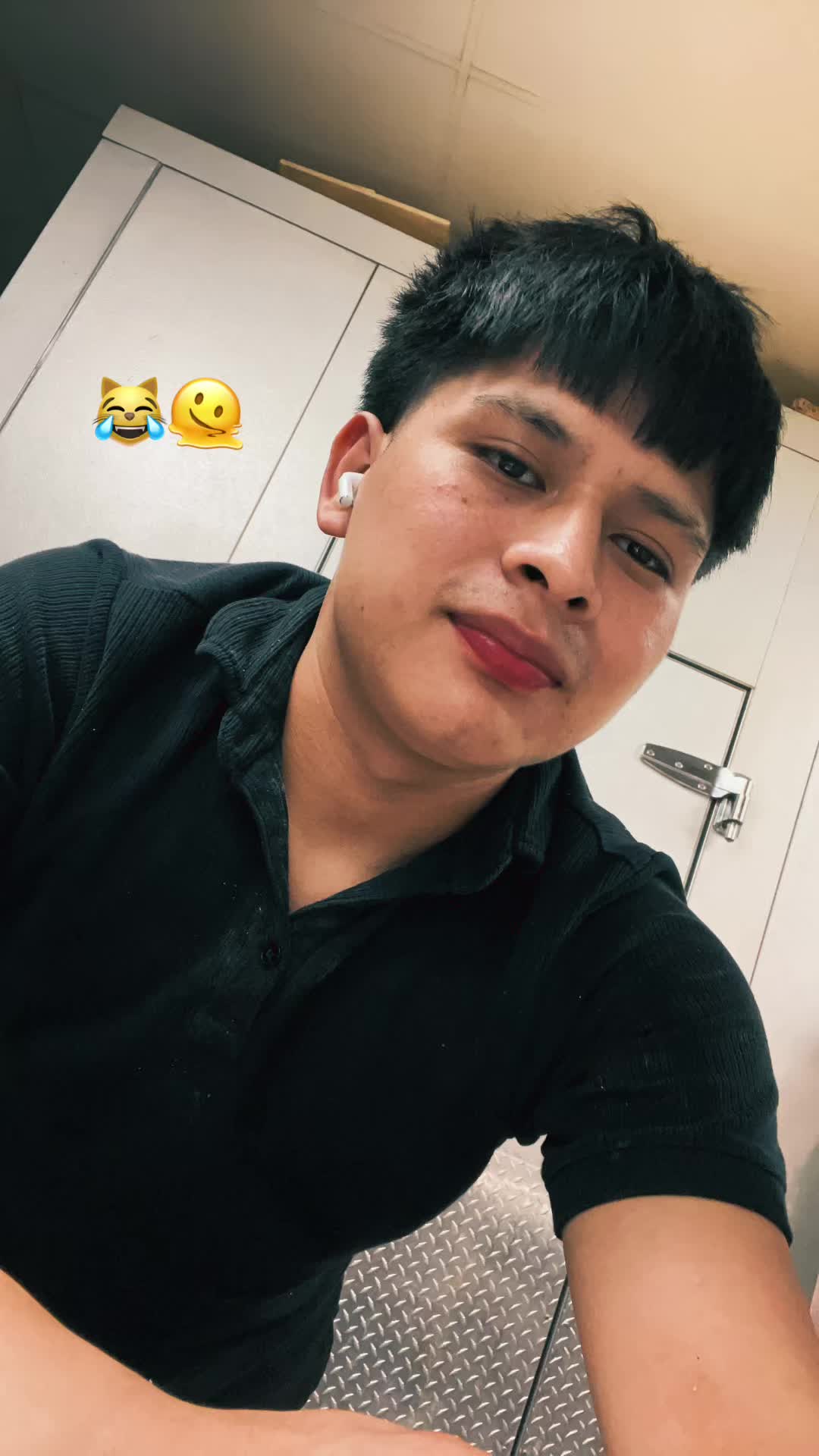 @the; 🫠angel,@ 😻
