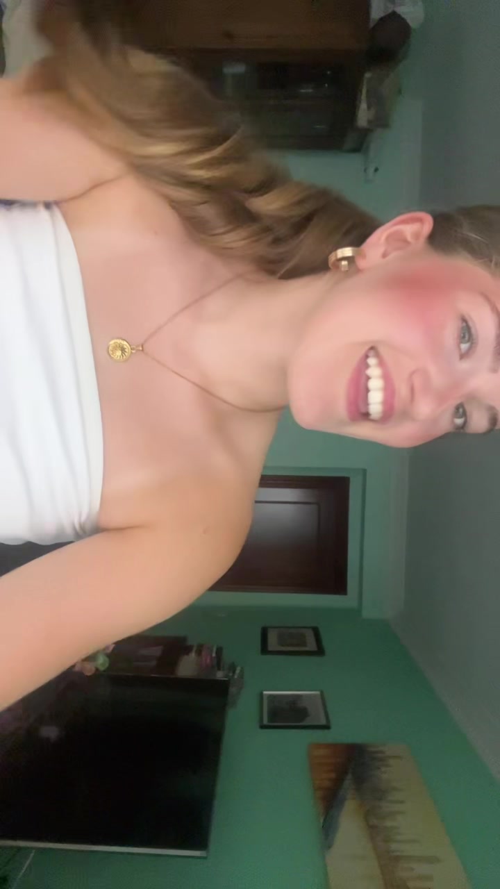 @&