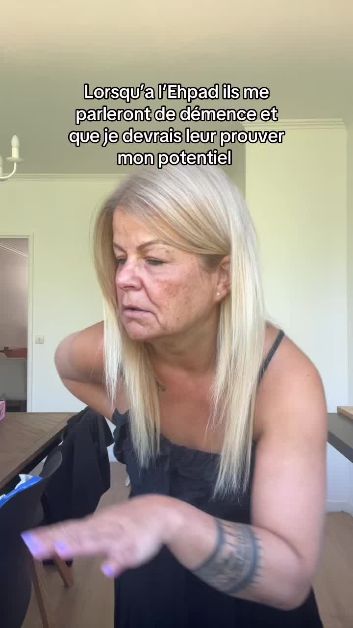@Julie ✨